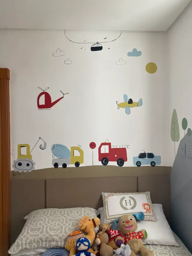 Pintura parede quarto menino veiculos helicoptero em Goiânia, pintura à mão por Art Laurenn